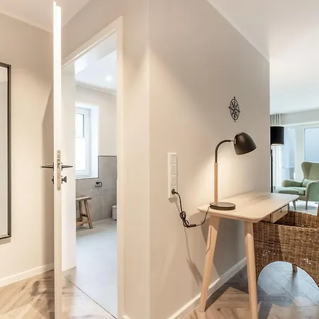 Hyggelige-kuestenkoje-2-in-husum * هوسوم