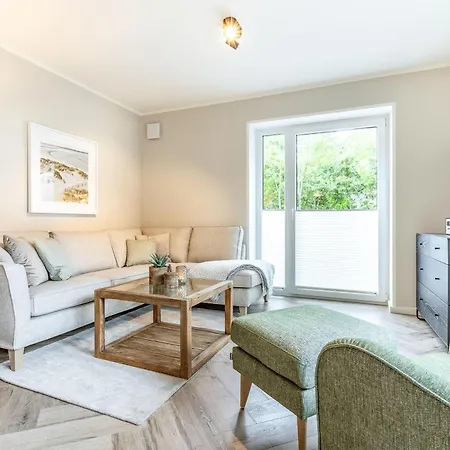 Hyggelige-kuestenkoje-2-in-husum هوسوم